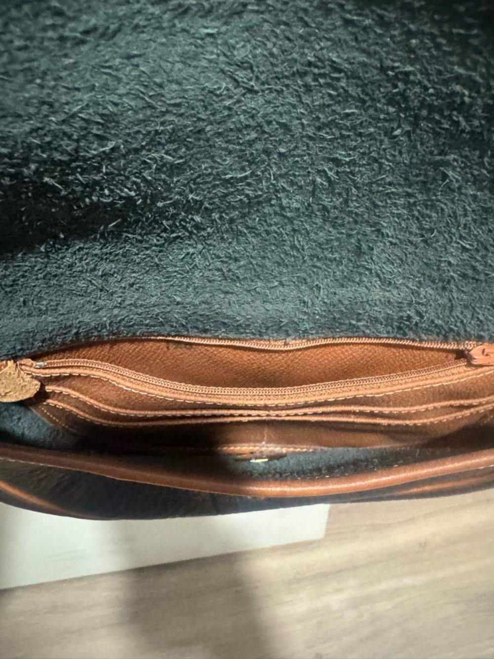 Dooney & Bourke Black Pebble Leather Crossbody Bag with Brown Trim - Picture 5 of 5